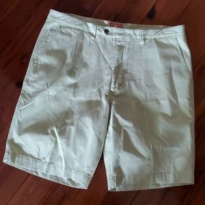 Tommy Bahama shorts